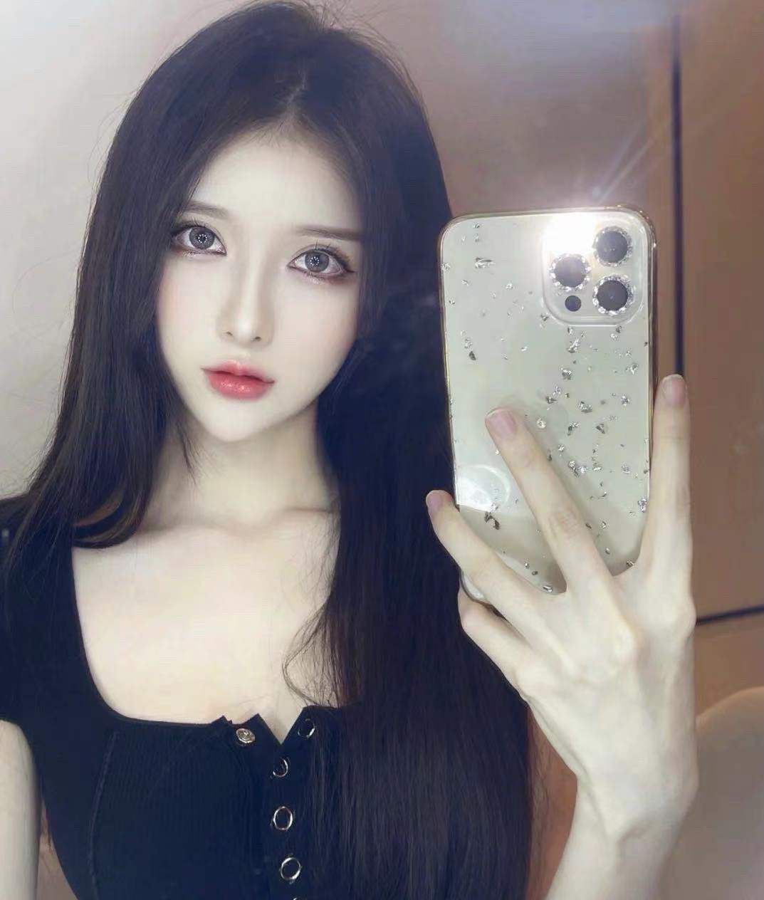 03年的极品妹妹 三点粉 私处也紧