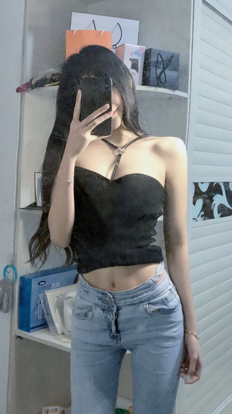 成都极品嫩妹，温柔性感甜美 爽翻天