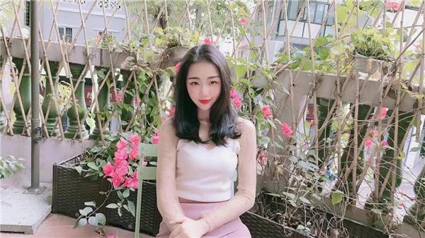 红光嫩妹子00潇潇